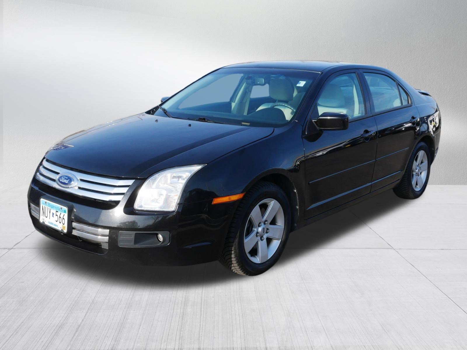 Used 2009 Ford Fusion SE FWD image 3