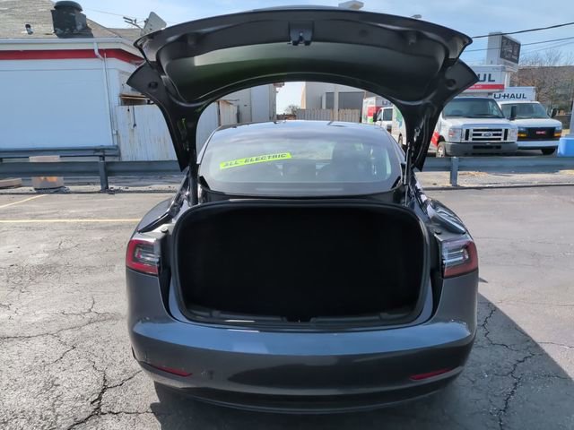 Used 2023 Tesla Model 3 Standard Range image 15