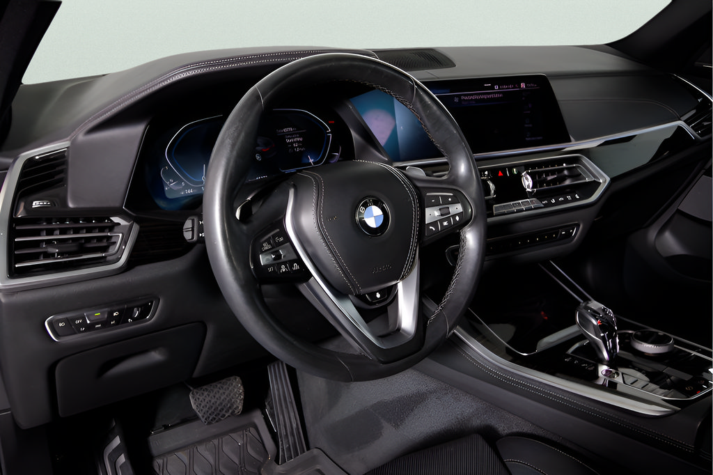 Used 2019 BMW X5 xDrive50i AWD/4WD image 18