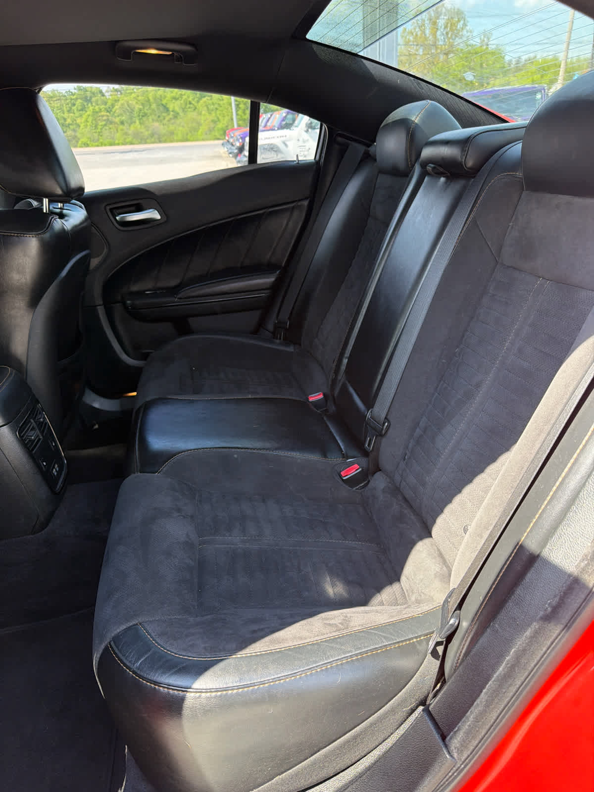 Used 2017 Dodge Charger R/T image 10