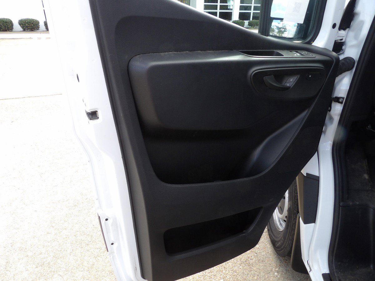 Used 2025 Mercedes-Benz Sprinter 2500 image 6