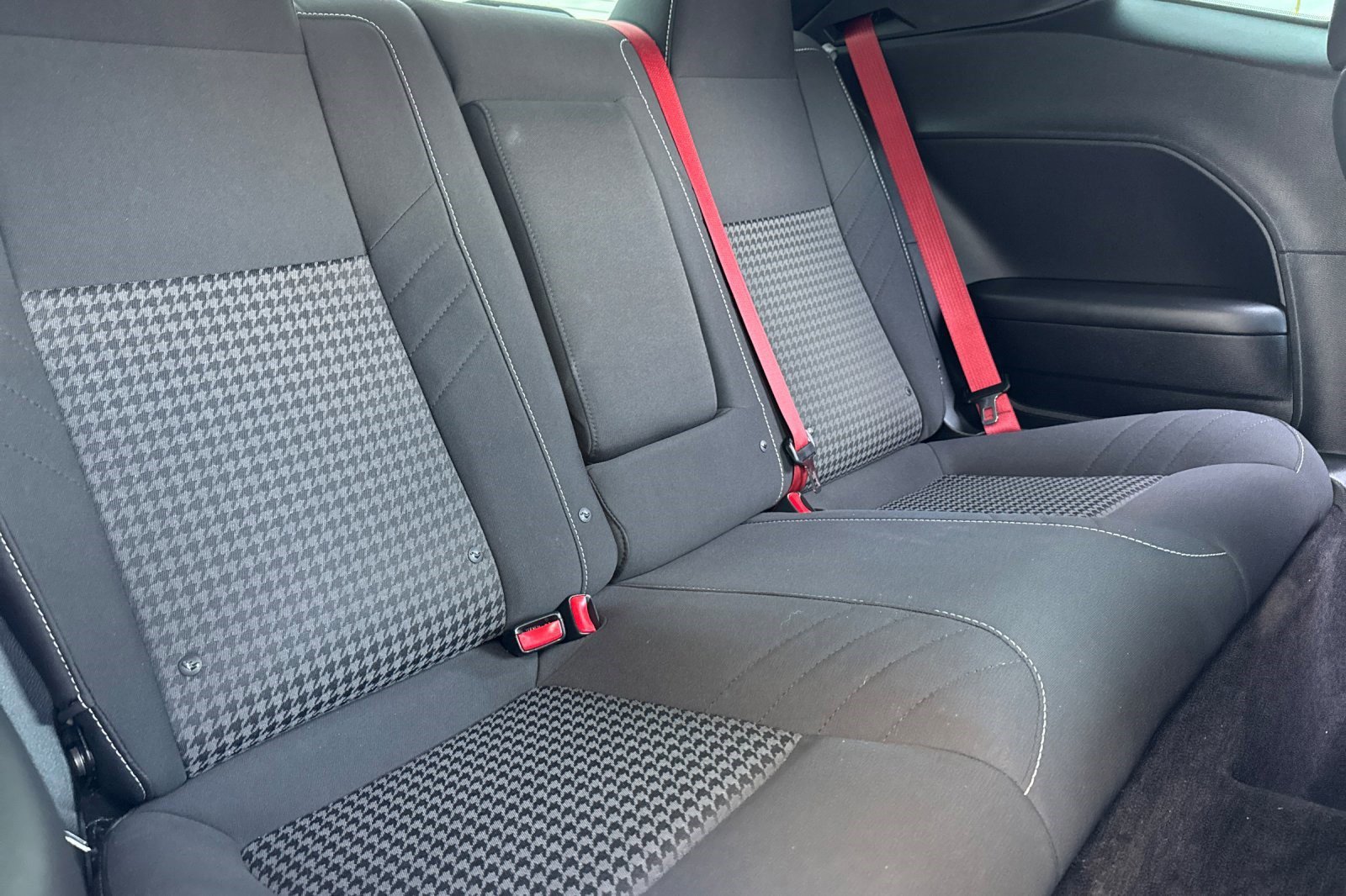 Used 2019 Dodge Challenger SRT Hellcat image 28