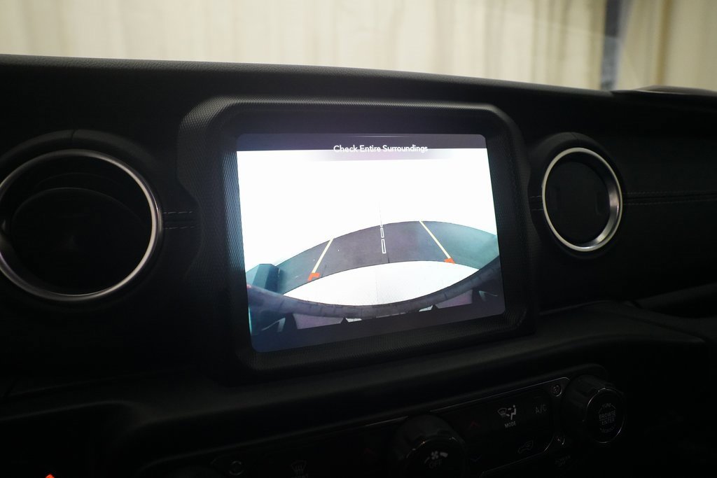 Used 2022 Jeep Wrangler Unlimited Sahara image 19