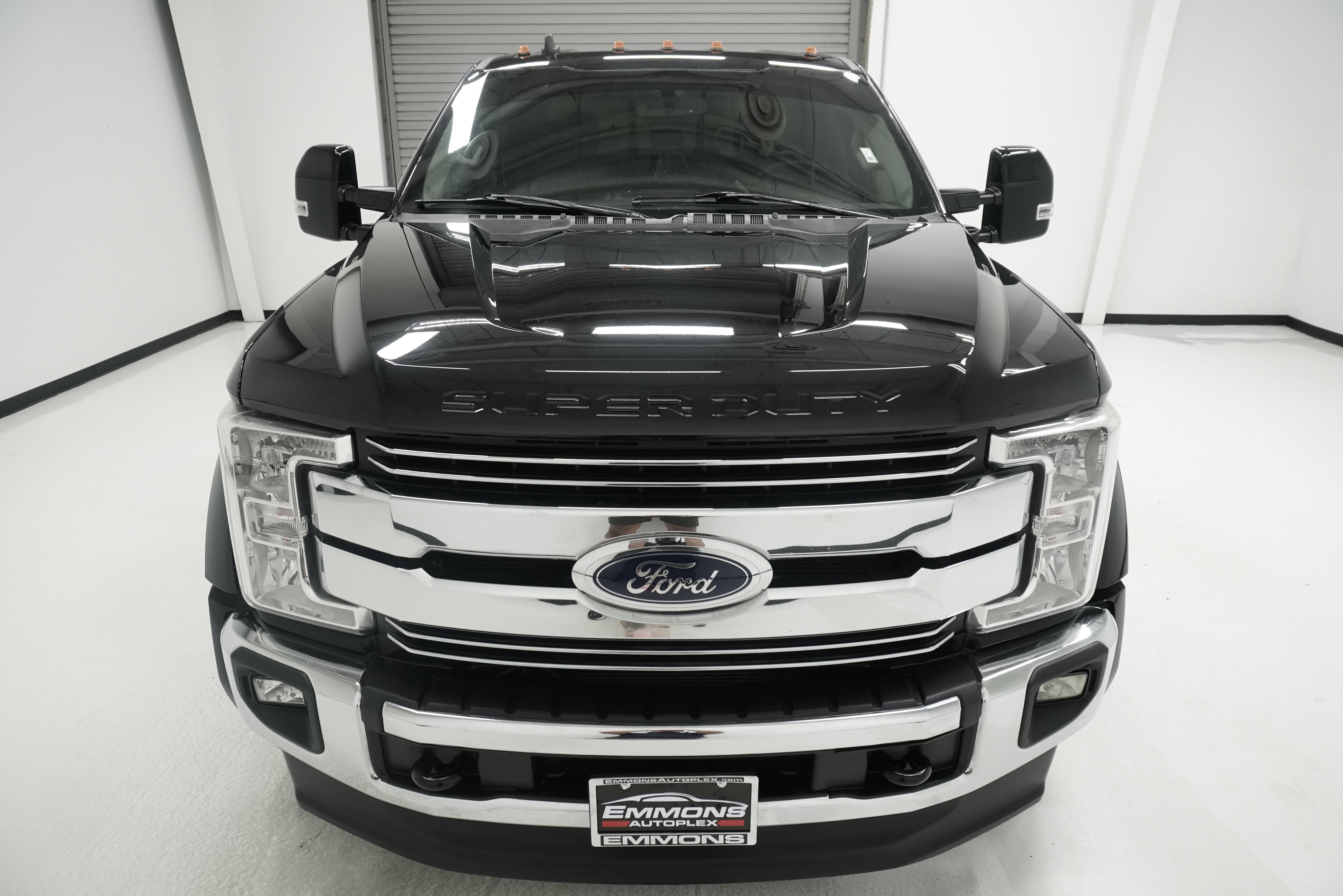 Used 2019 Ford F450 Lariat w/ Lariat Value Package AWD/4WD image 2