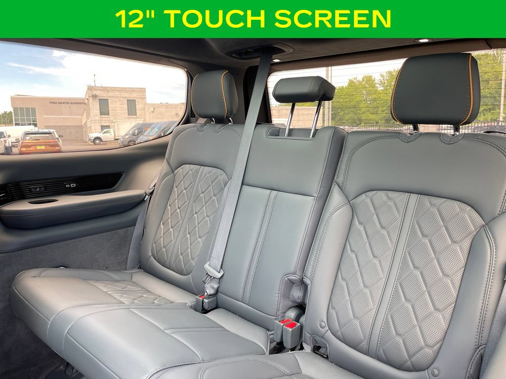 Used 2024 Jeep Grand Wagoneer Series III w/ Rear Seat Video Group 1 AWD/4WD image 14