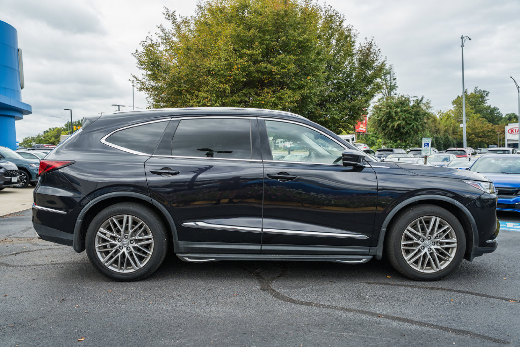 Used 2022 Acura MDX w/ Advance Package AWD/4WD image 3