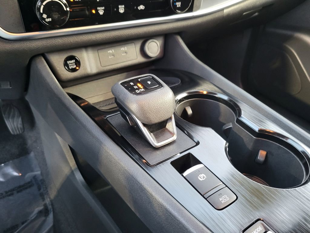 Certified 2025 Nissan Rogue S image 22