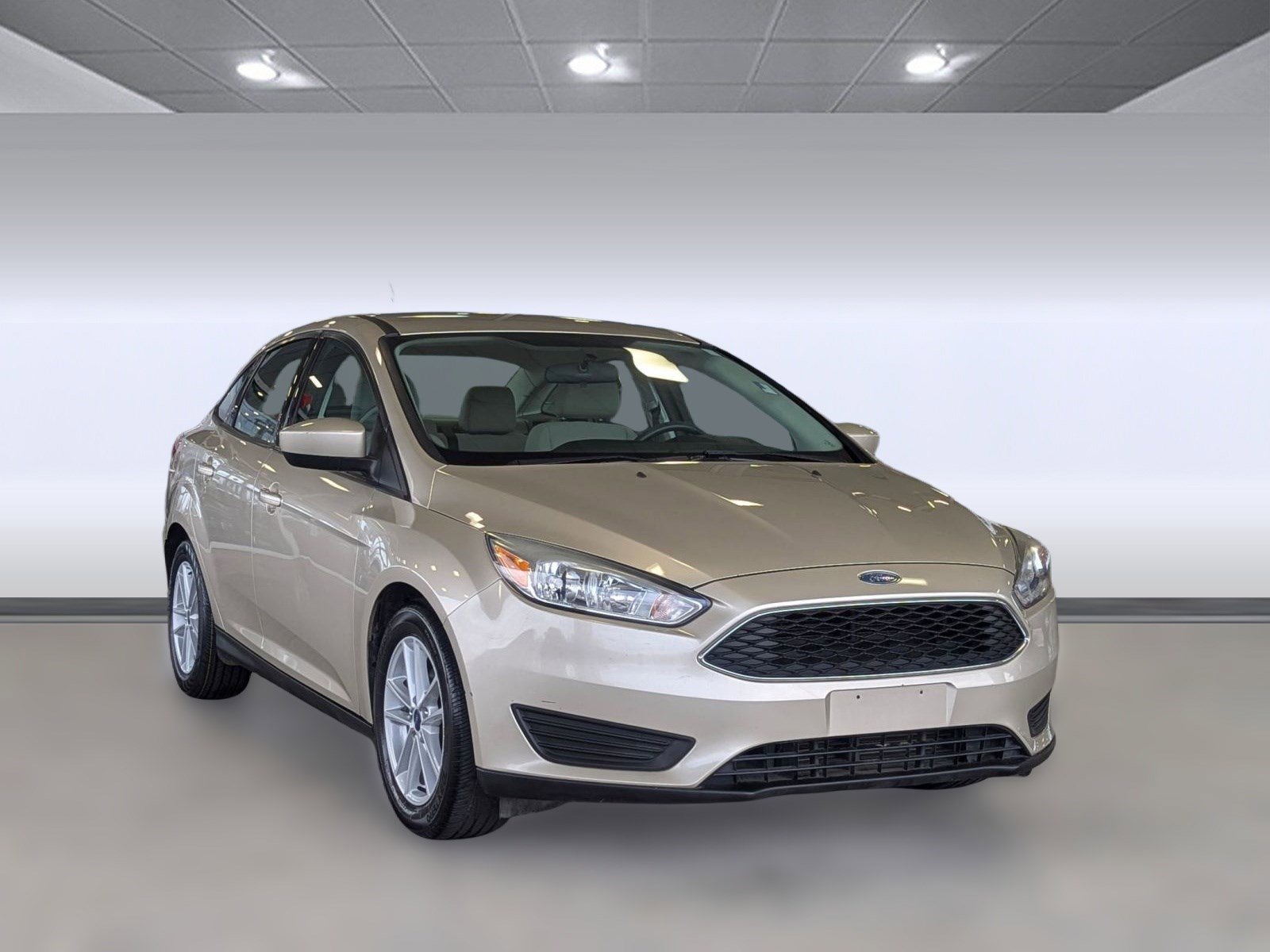 Certified 2018 Ford Focus SE image 6