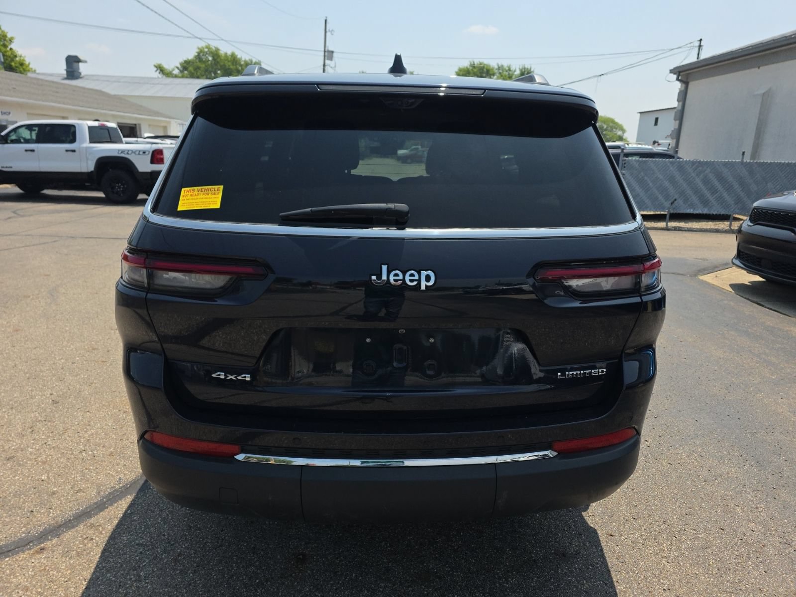 Used 2023 Jeep Grand Cherokee L Limited w/ Luxury Tech Group II AWD/4WD image 6