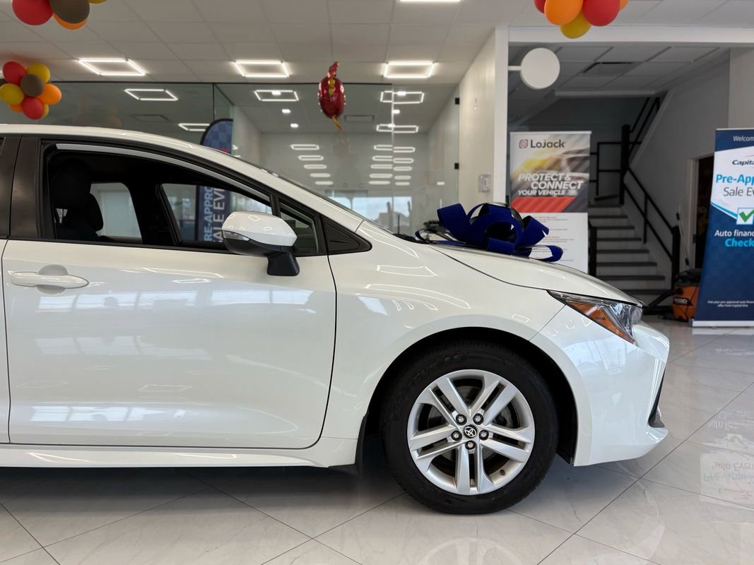 Used 2020 Toyota Corolla SE image 9