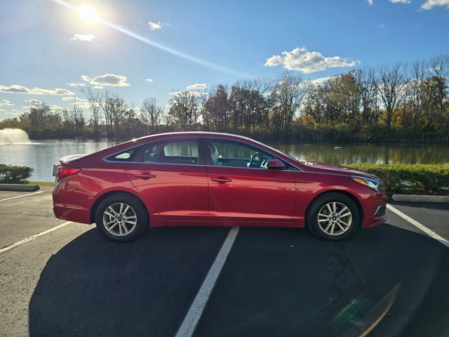 Used 2017 Hyundai Sonata SE image 5