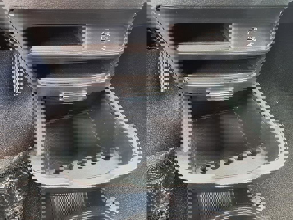 New 2026 Chrysler Pacifica Select image 13