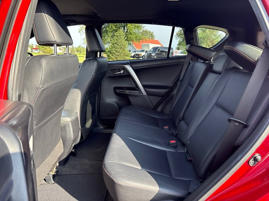 Used 2016 Toyota RAV4 SE AWD/4WD image 15