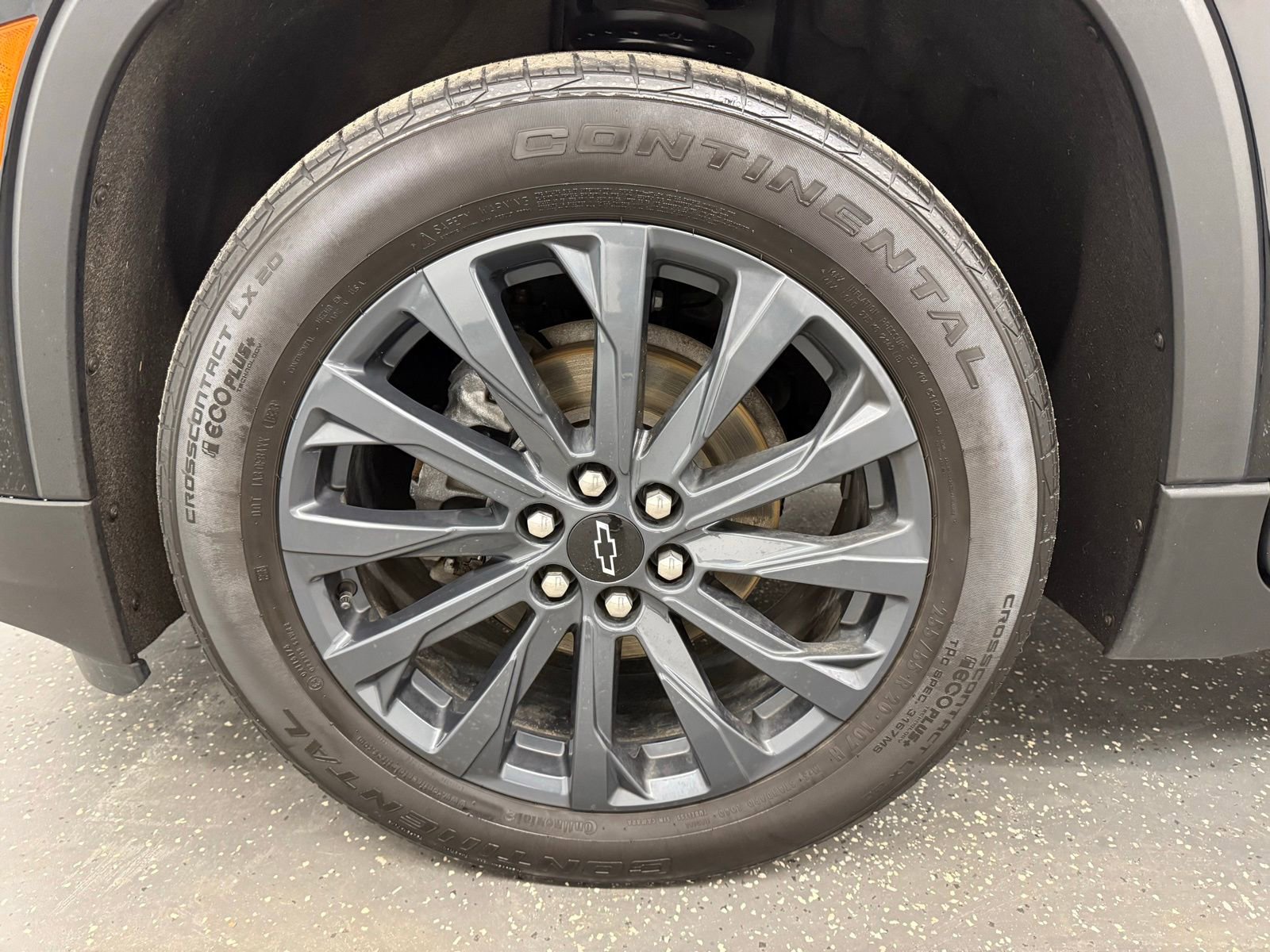 Used 2023 Chevrolet Traverse RS w/ LPO, Floor Liner Package image 18