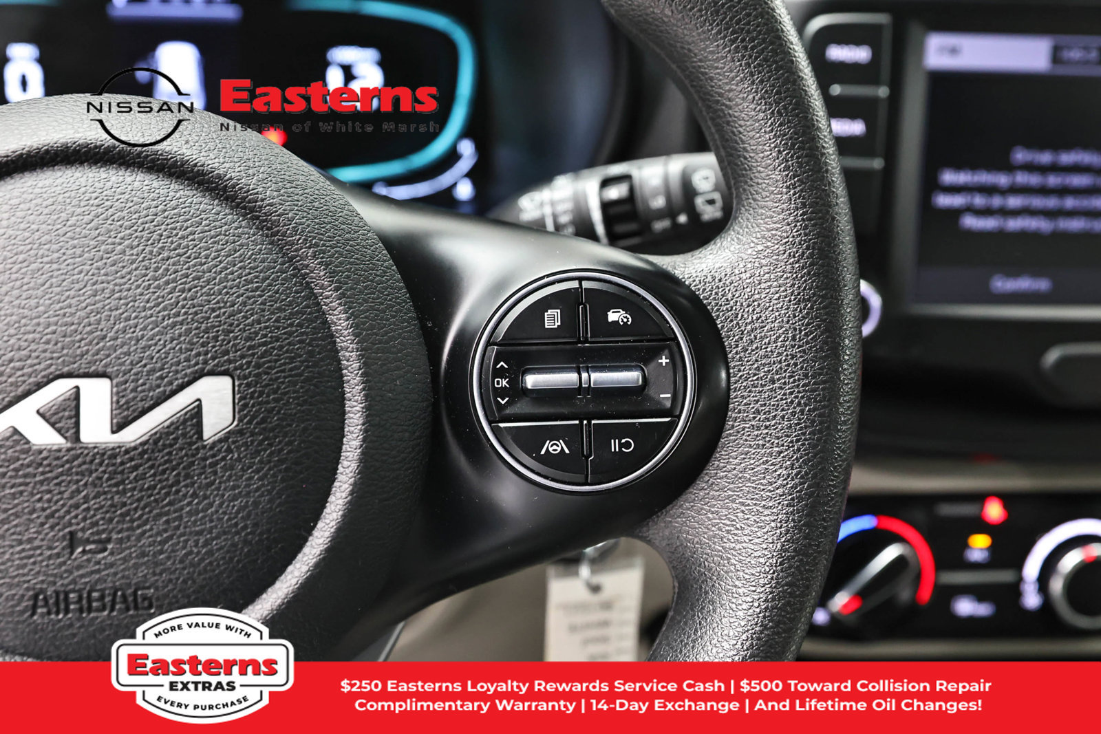 Used 2023 Kia Soul LX FWD image 16