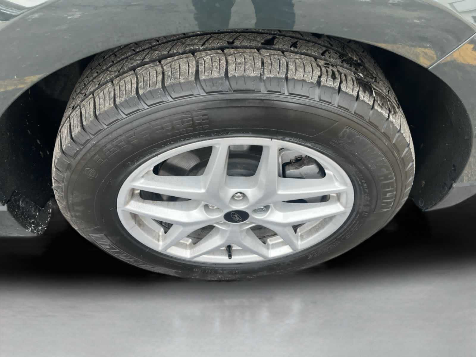 Used 2024 Ford Edge SEL w/ Convenience Package image 12