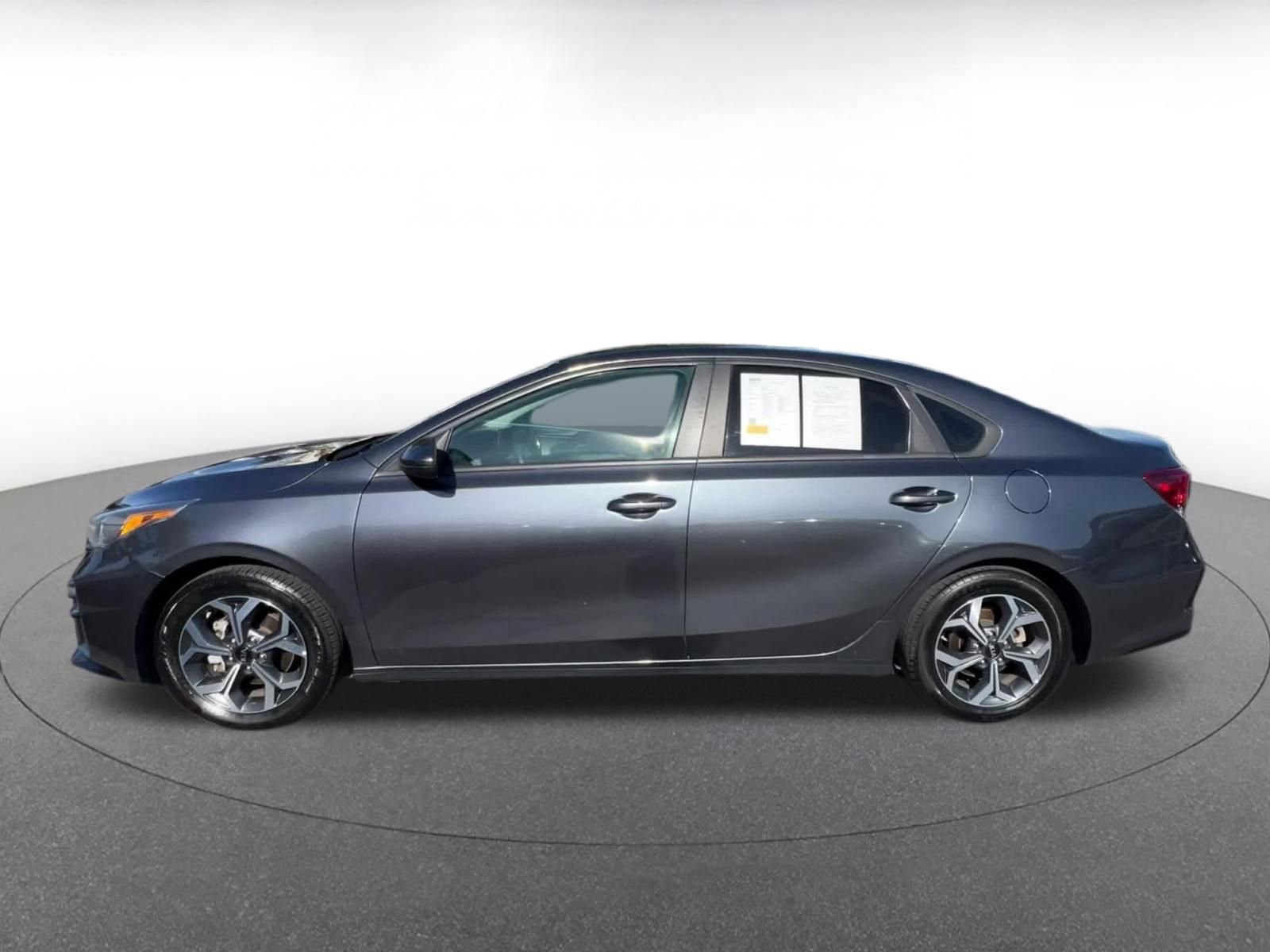 Used 2021 Kia Forte LXS image 9