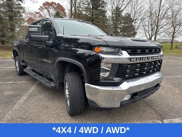 Used 2022 Chevrolet Silverado 2500 LT w/ Convenience Package image 2
