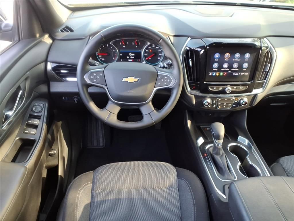 Used 2023 Chevrolet Traverse LT image 19