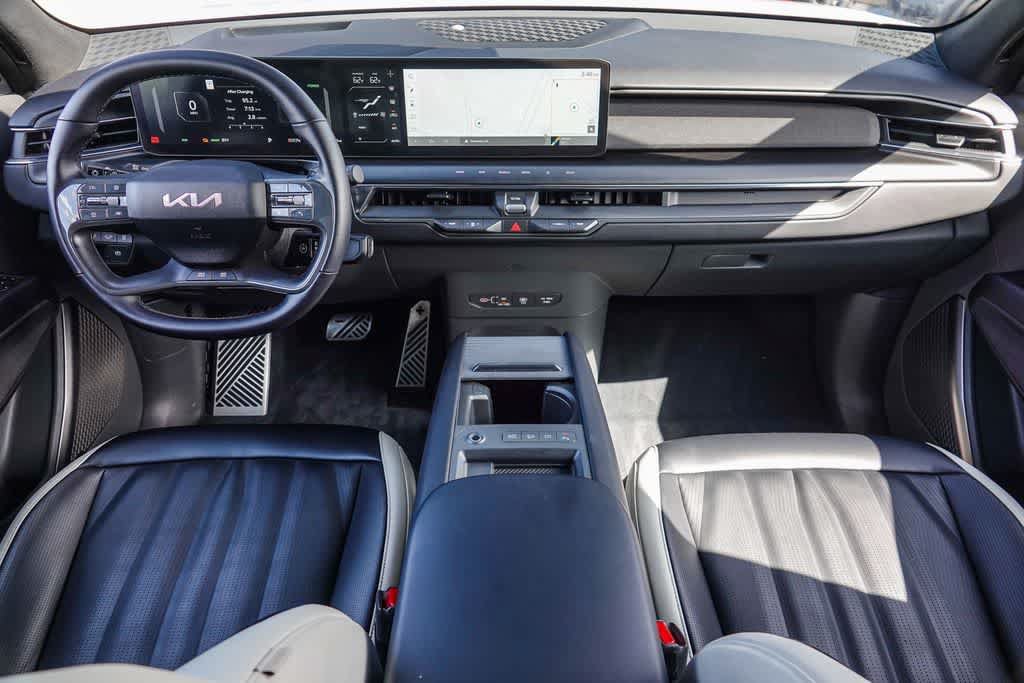 Certified 2024 Kia EV9 GT-Line AWD/4WD image 11