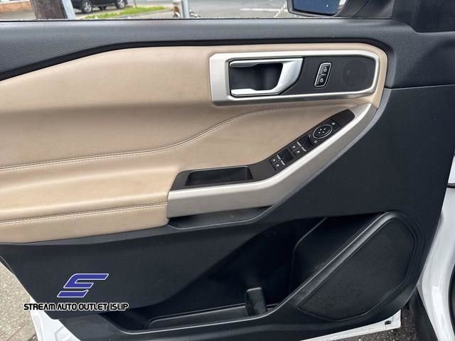 Used 2023 Ford Explorer XLT w/ Equipment Group 202A image 20