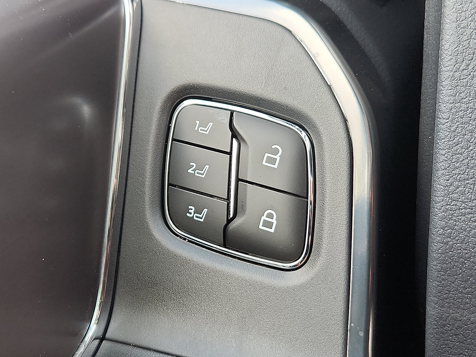 New 2026 Ford F250 Platinum AWD/4WD image 17