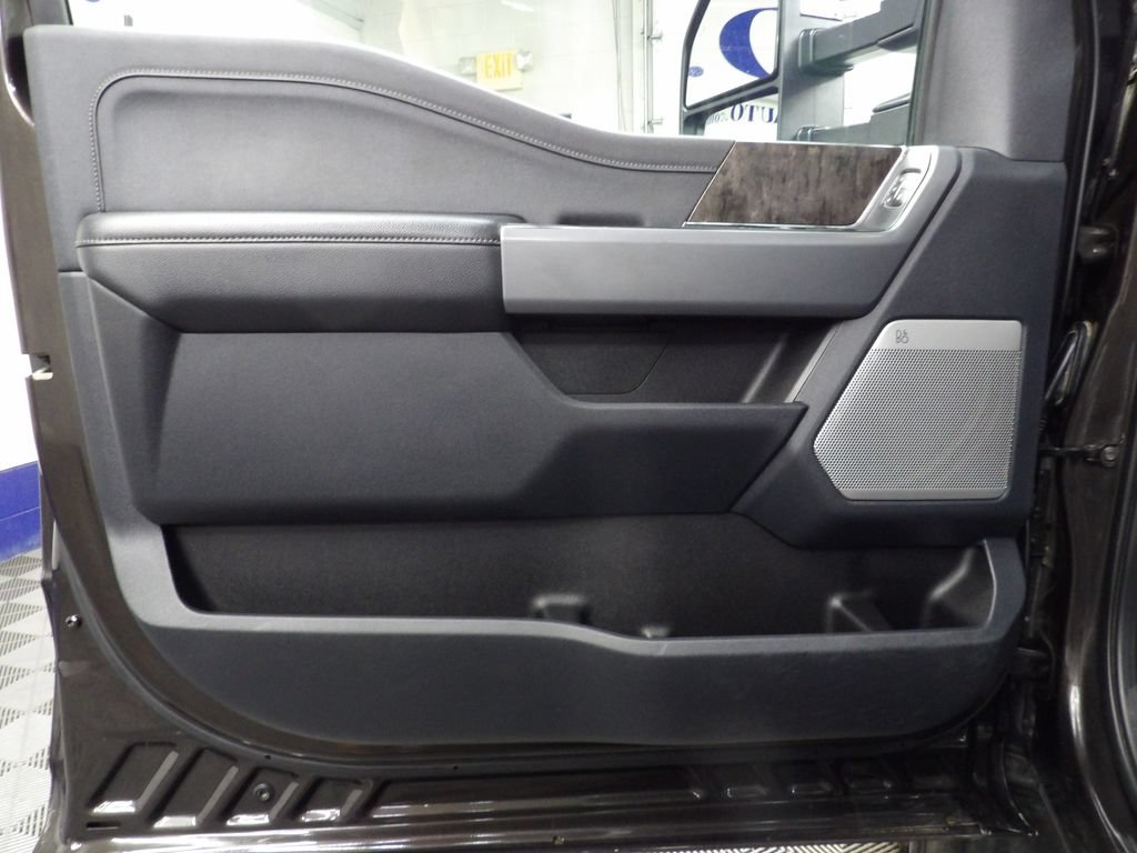 Used 2024 Ford F350 Lariat w/ Lariat Ultimate Package AWD/4WD image 60