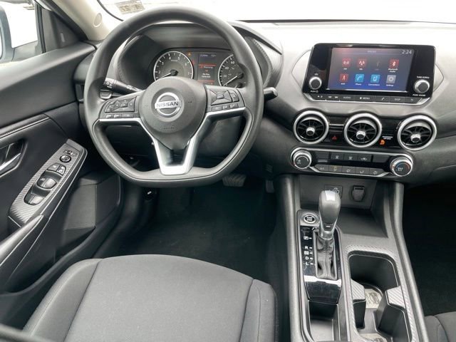 Certified 2023 Nissan Sentra S FWD image 9