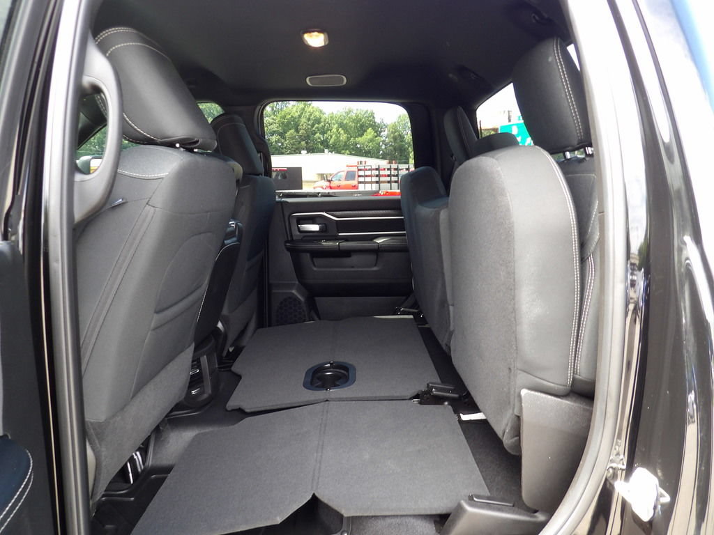 Used 2026 RAM 2500 Big Horn AWD/4WD image 35