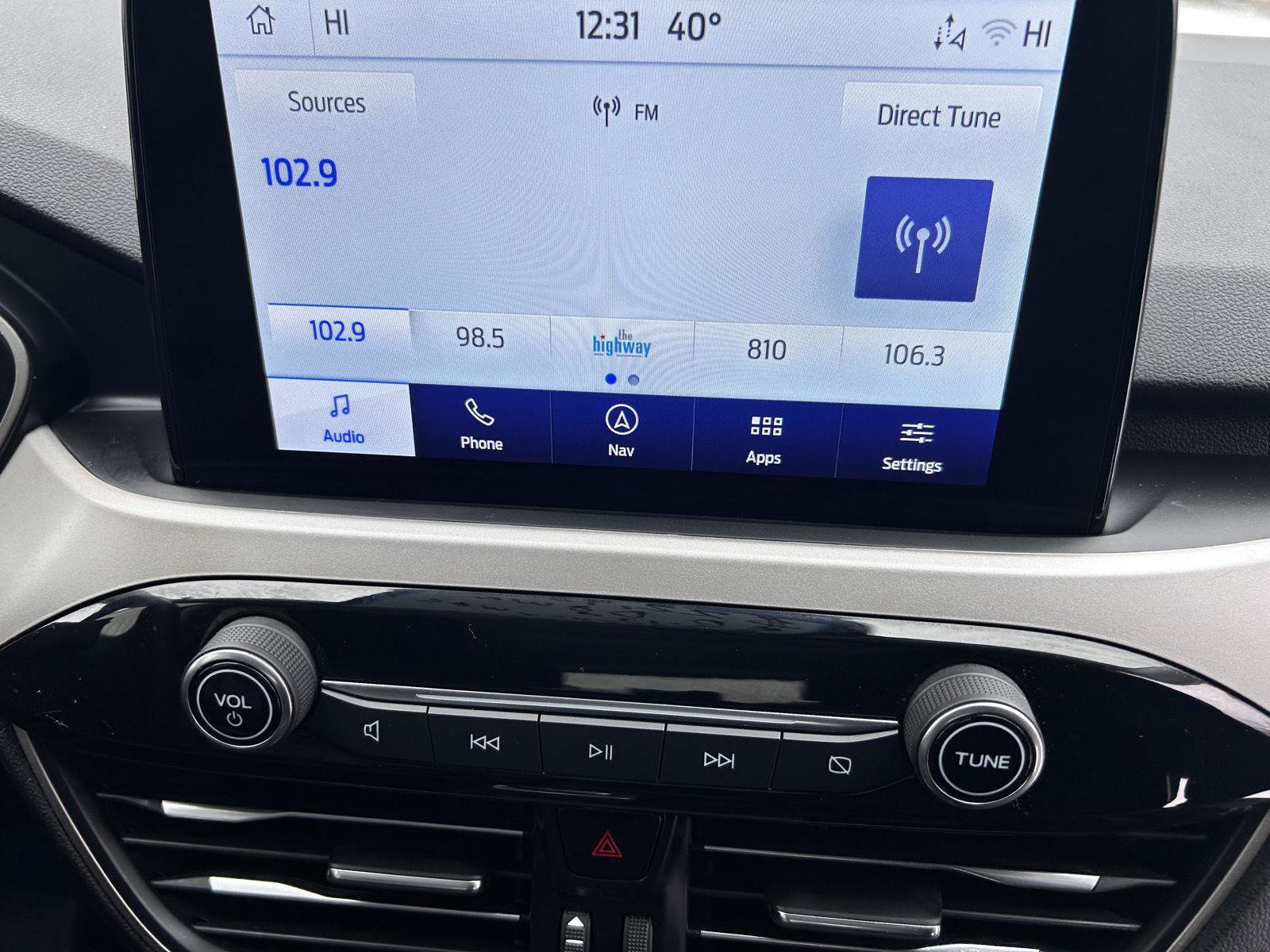 Used 2022 Ford Escape SEL w/ Technology Package image 30