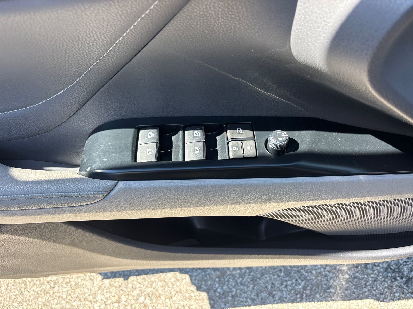 Used 2018 Toyota Camry XSE w/ Audio Package FWD image 13