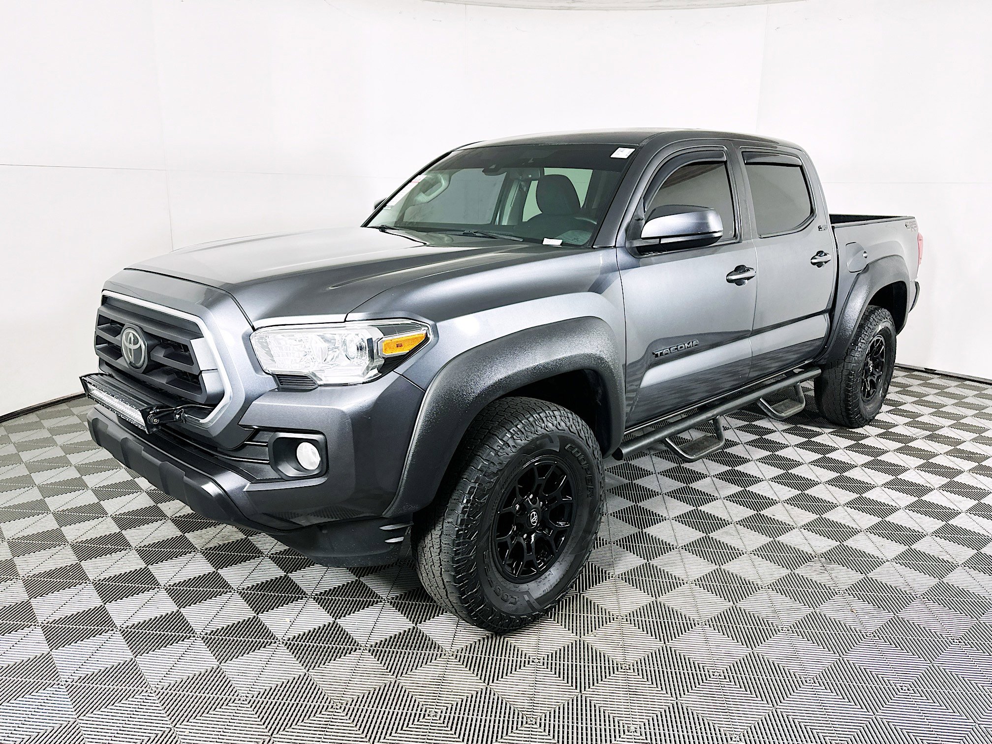 Used 2021 Toyota Tacoma SR5 image 7