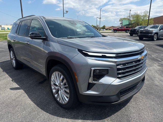 New 2026 Chevrolet Traverse LT w/ Driver Confidence Package FWD image 1