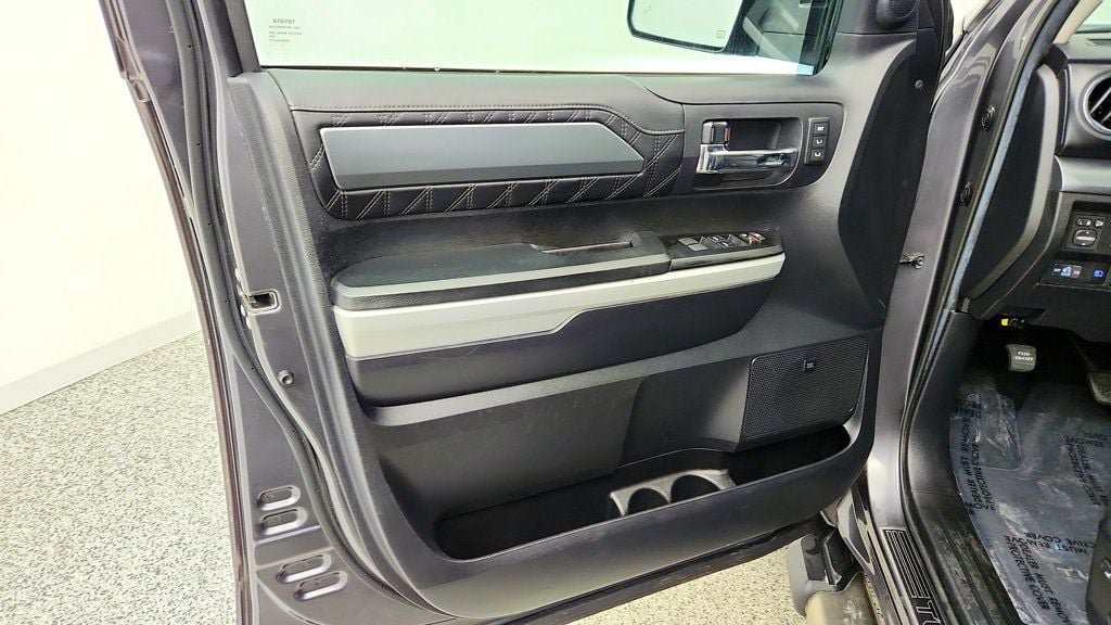 Used 2020 Toyota Tundra Platinum AWD/4WD image 11