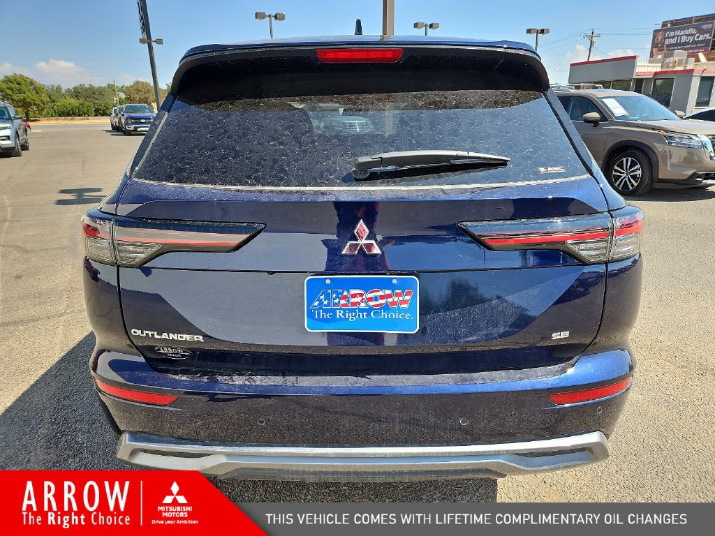 New 2026 Mitsubishi Outlander SE AWD/4WD image 11