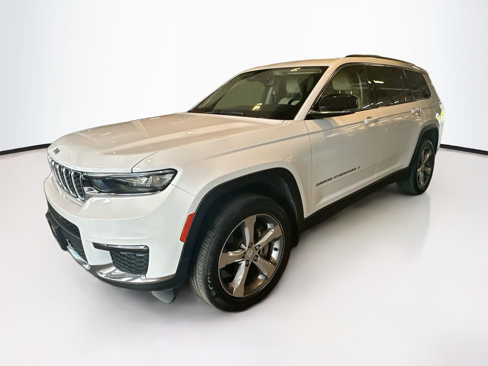 Used 2022 Jeep Grand Cherokee L Limited AWD/4WD image 3