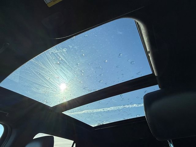 Certified 2022 Ford Expedition Platinum image 11