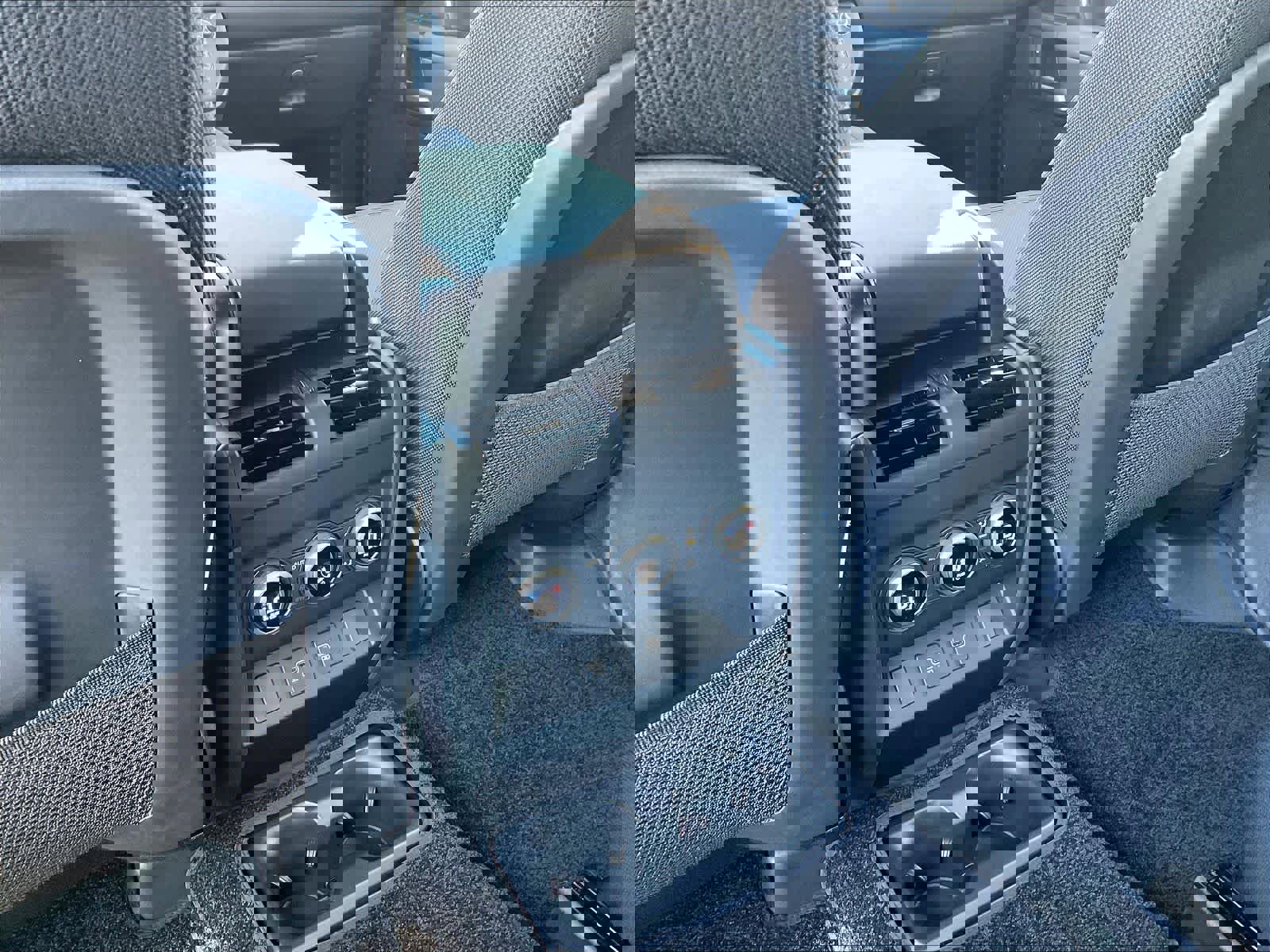 New 2025 Land Rover Defender 130 V8 image 16