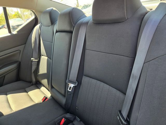 Used 2024 Nissan Altima 2.5 SV FWD image 11