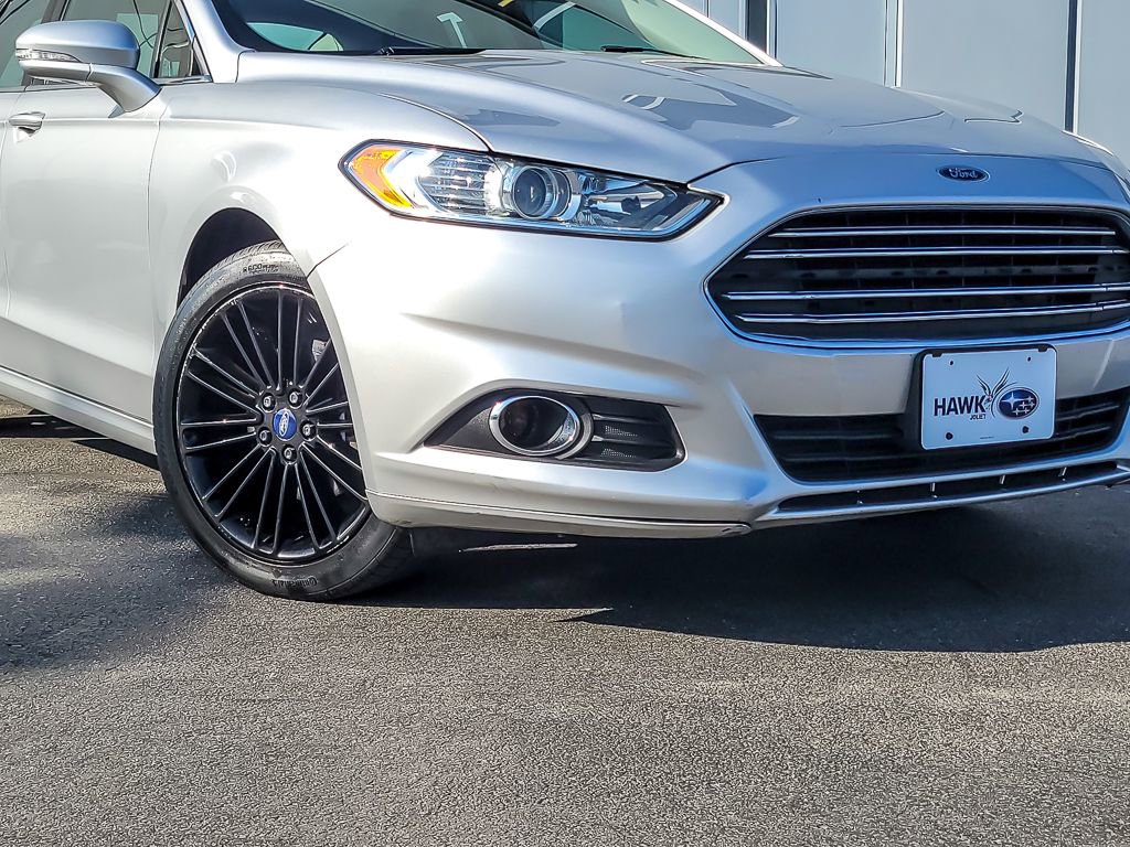 Used 2014 Ford Fusion SE w/ Equipment Group 202A image 2