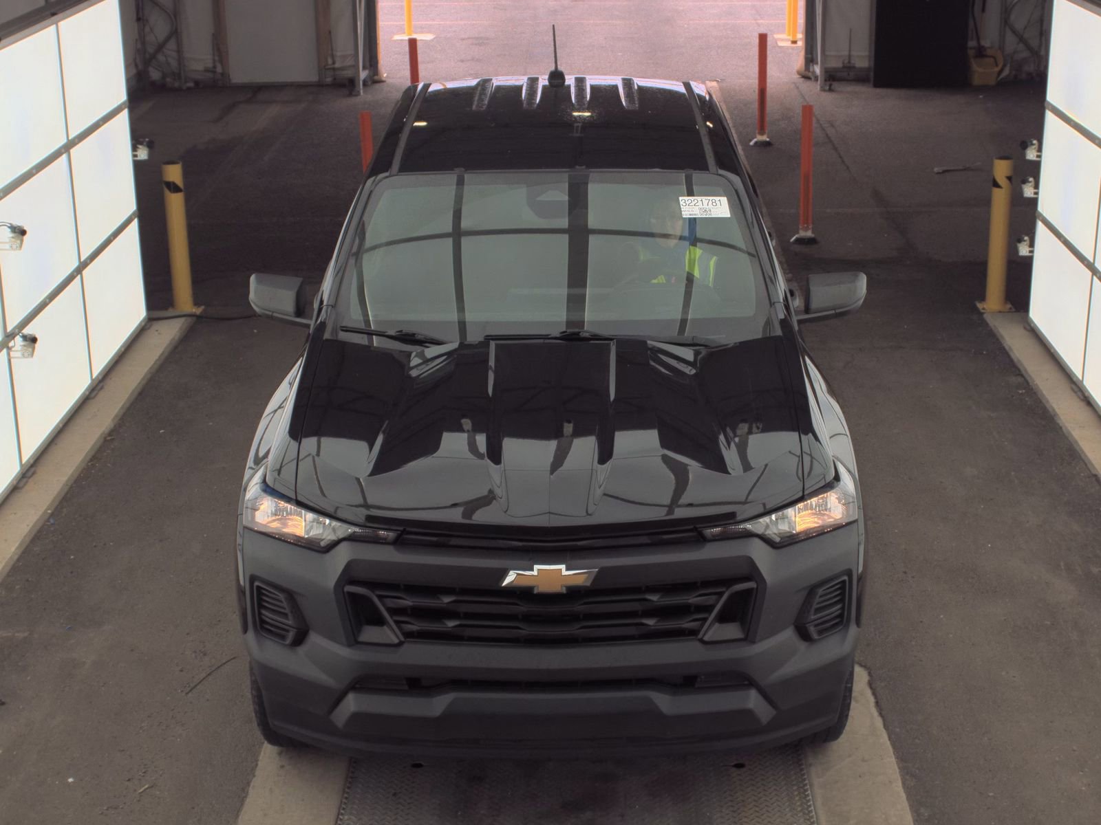 Used 2023 Chevrolet Colorado W/T image 2