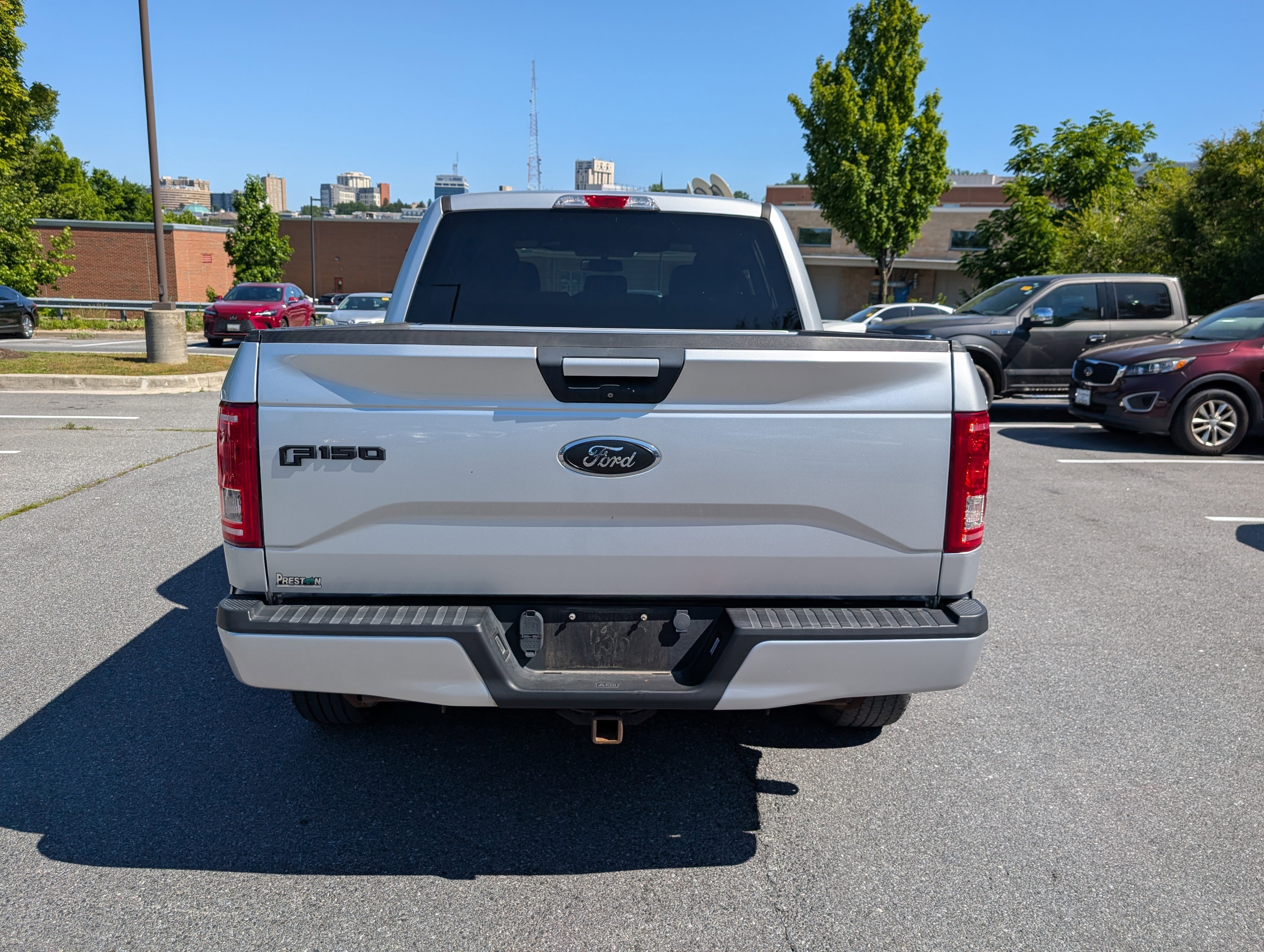 Used 2015 Ford F150 XLT w/ Equipment Group 301A Mid AWD/4WD image 4