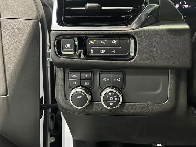 Used 2025 GMC Yukon XL Denali AWD/4WD image 25