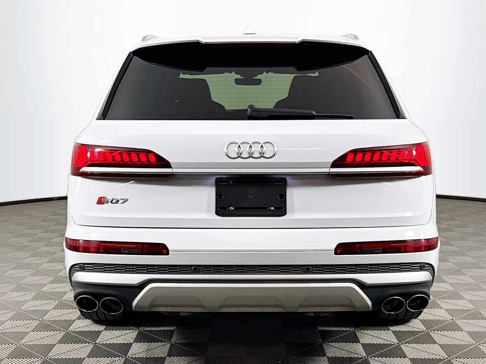 Used 2022 Audi SQ7 Premium Plus image 6