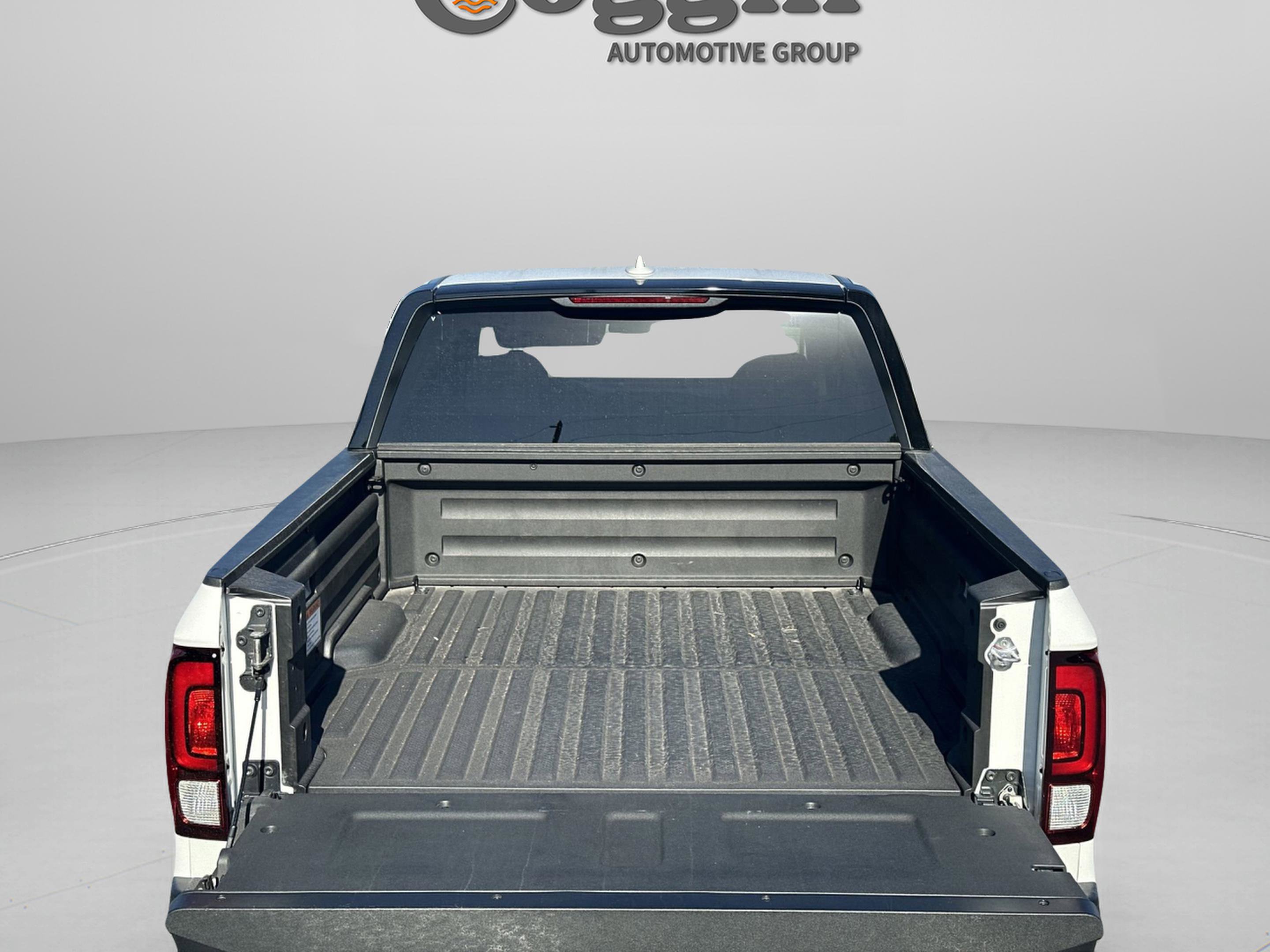 Certified 2025 Honda Ridgeline Sport image 28