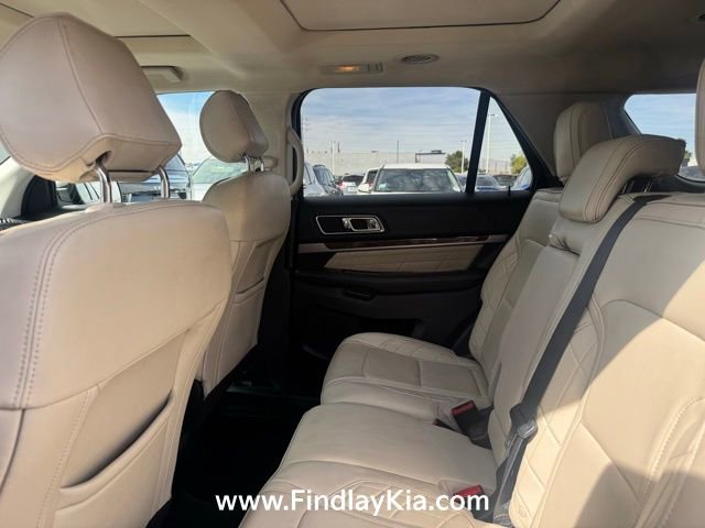 Used 2016 Ford Explorer Platinum image 8