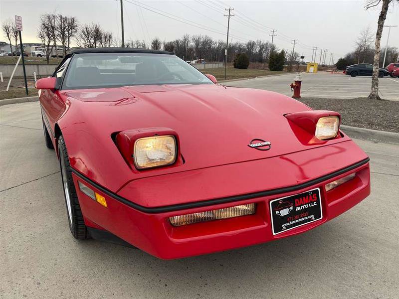Used 1990 Chevrolet Corvette Convertible RWD image 11