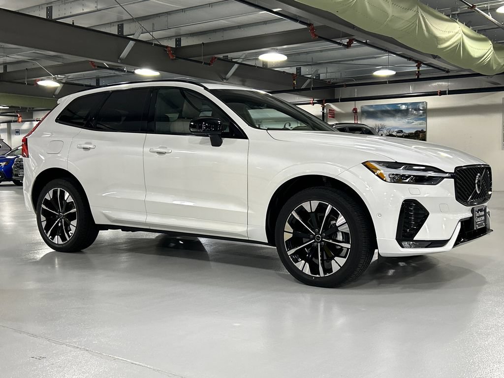 Used 2026 Volvo XC60 B5 Plus w/ Protection Package Premier AWD/4WD video 1