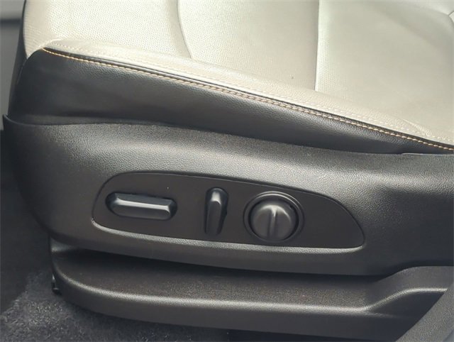 Used 2021 GMC Terrain SLT image 19