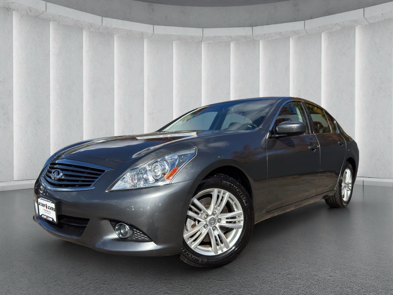 Used 2013 INFINITI G37 x Sedan w/ Premium Pkg image 1